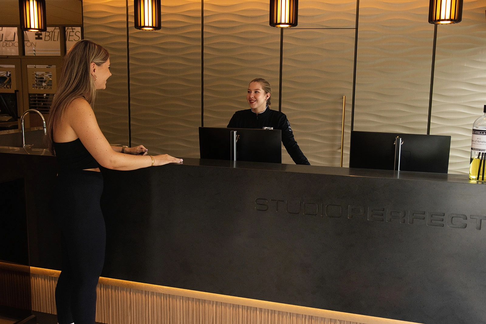 Lounge & Services bij Sportschool StudioPerfect
